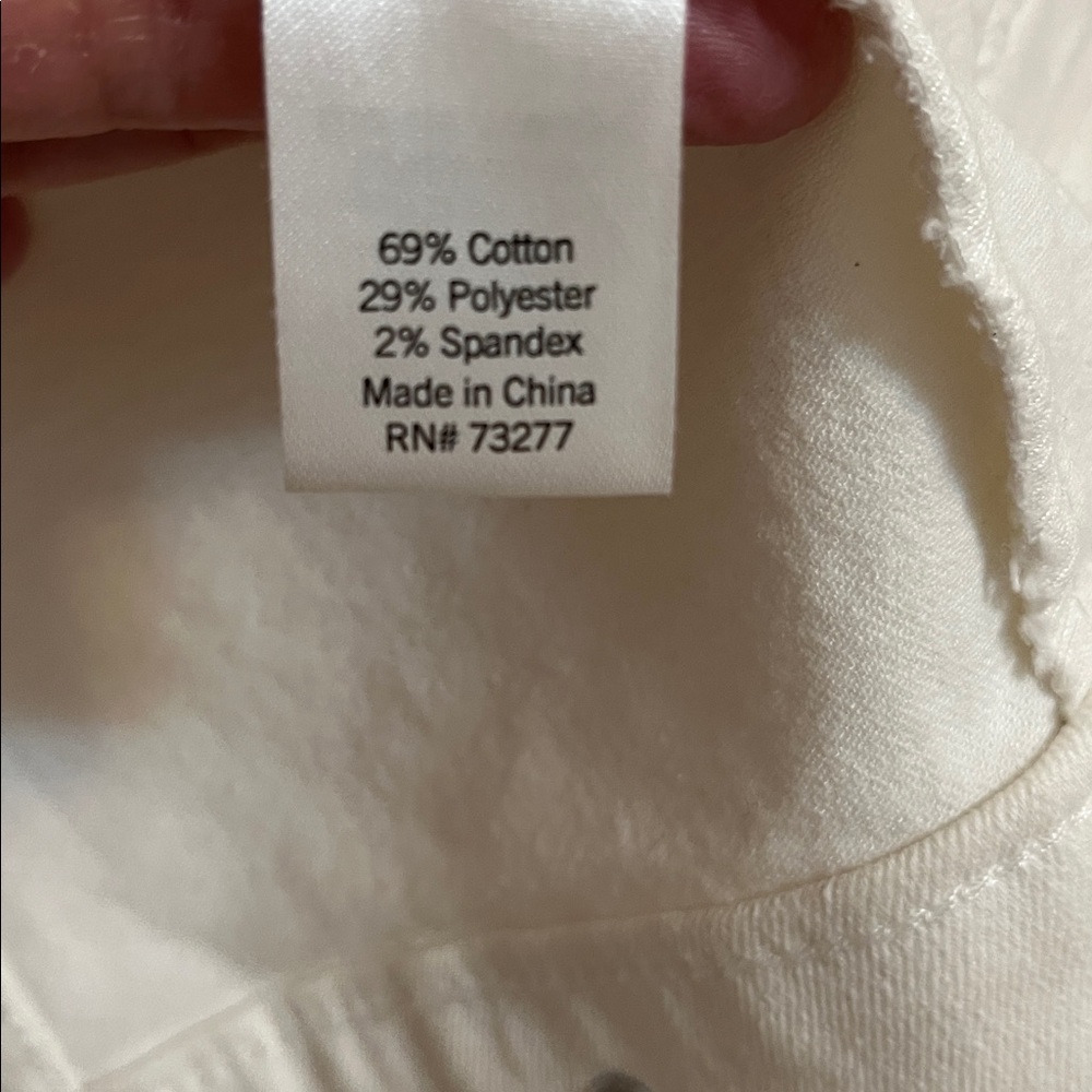 White Jean Jacket Denim Coat Size Small Button Down Pockets Classic Staple - Picture 16 of 16